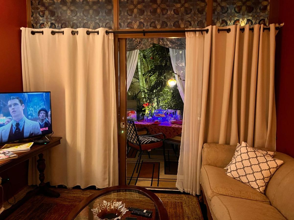 Dickinson Guest House, Guadalajara Expo Εξωτερικό φωτογραφία