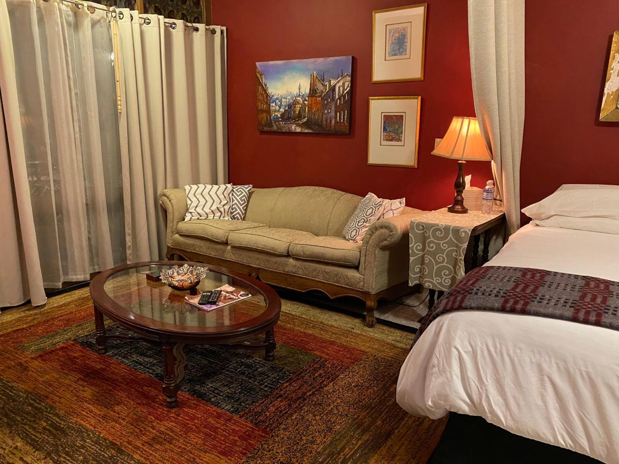 Dickinson Guest House, Guadalajara Expo Εξωτερικό φωτογραφία